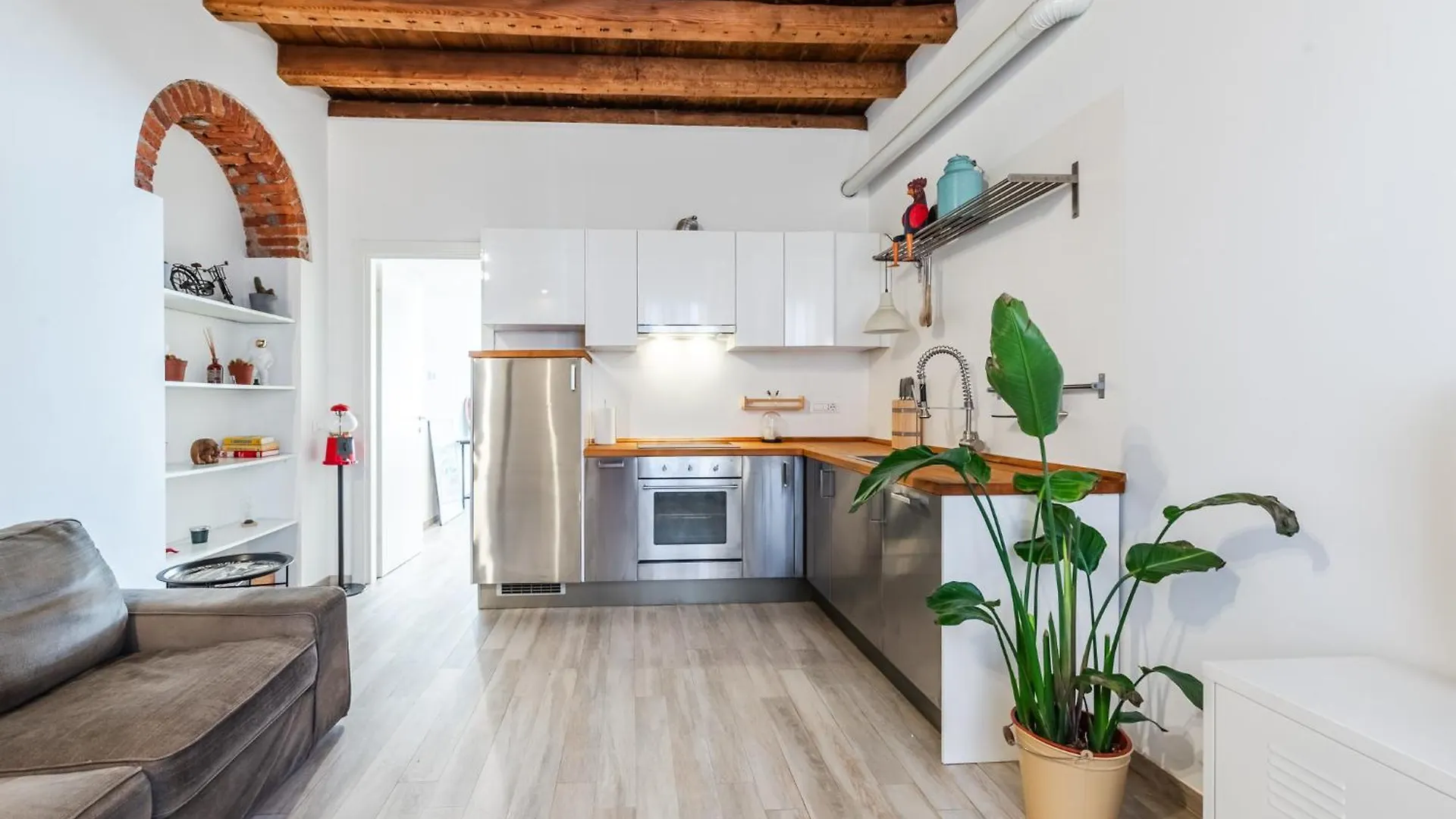 200Mt Metro - Design Apartment For Creative Living Milan Italy